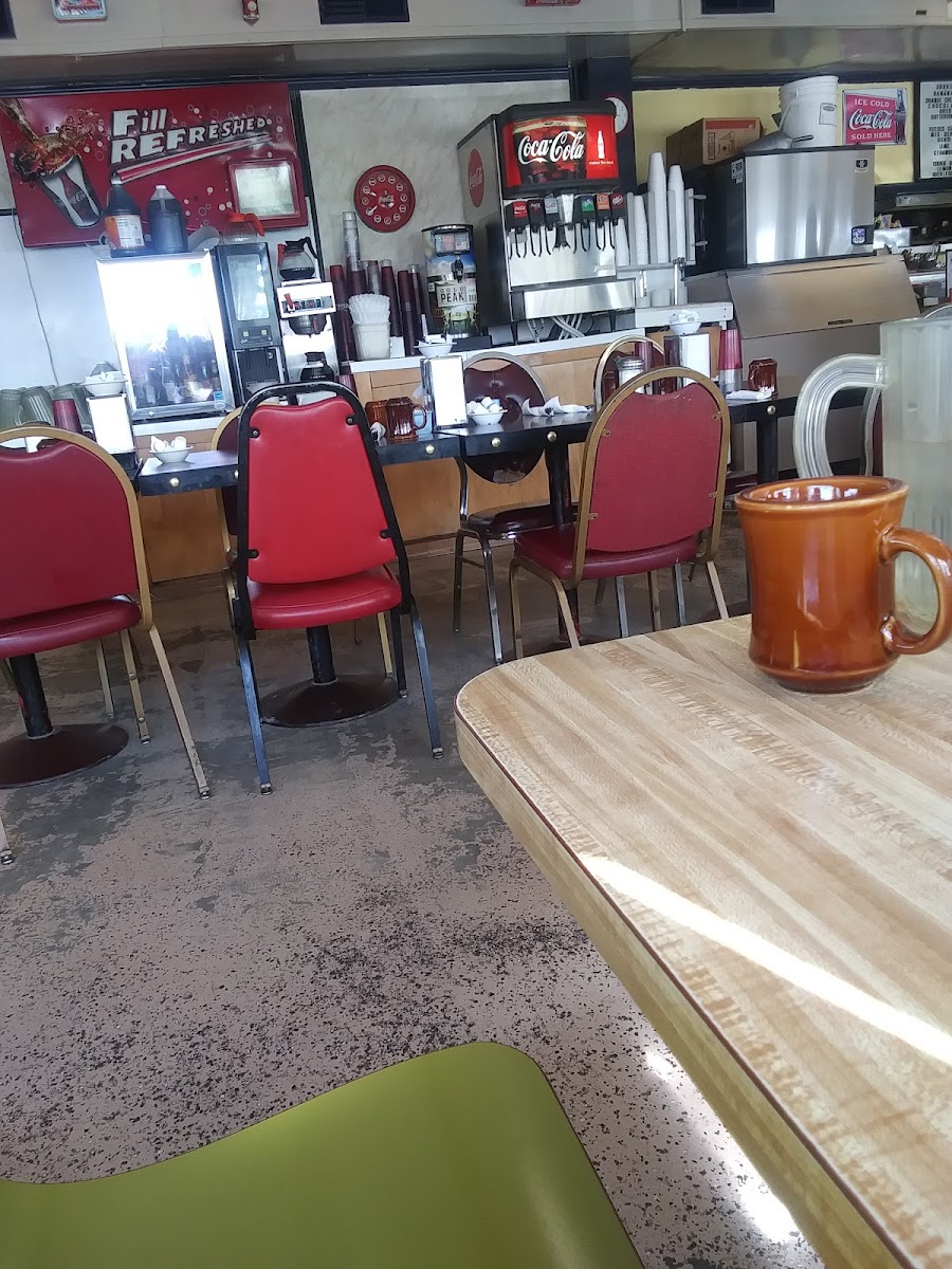 Lakey's Cafe & Rv Park